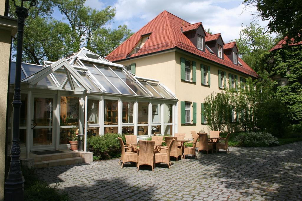 Dormero Schlosshotel Reichenschwand Exterior foto
